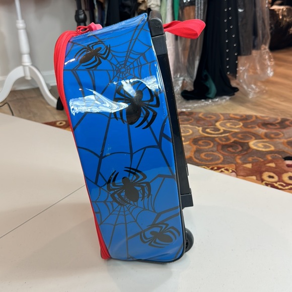 Spiderman Rolling Suitcase Backpack - Picture 2 of 6